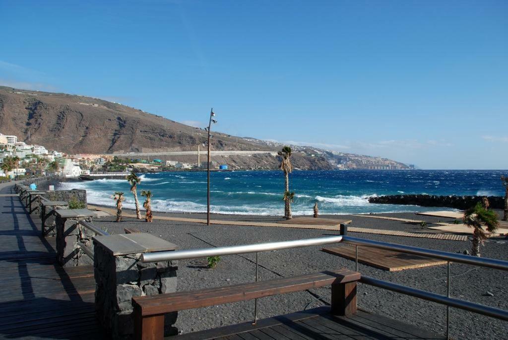 Acogedor Estudio En Candelaria En Primera Linea De Mar Luaran gambar
